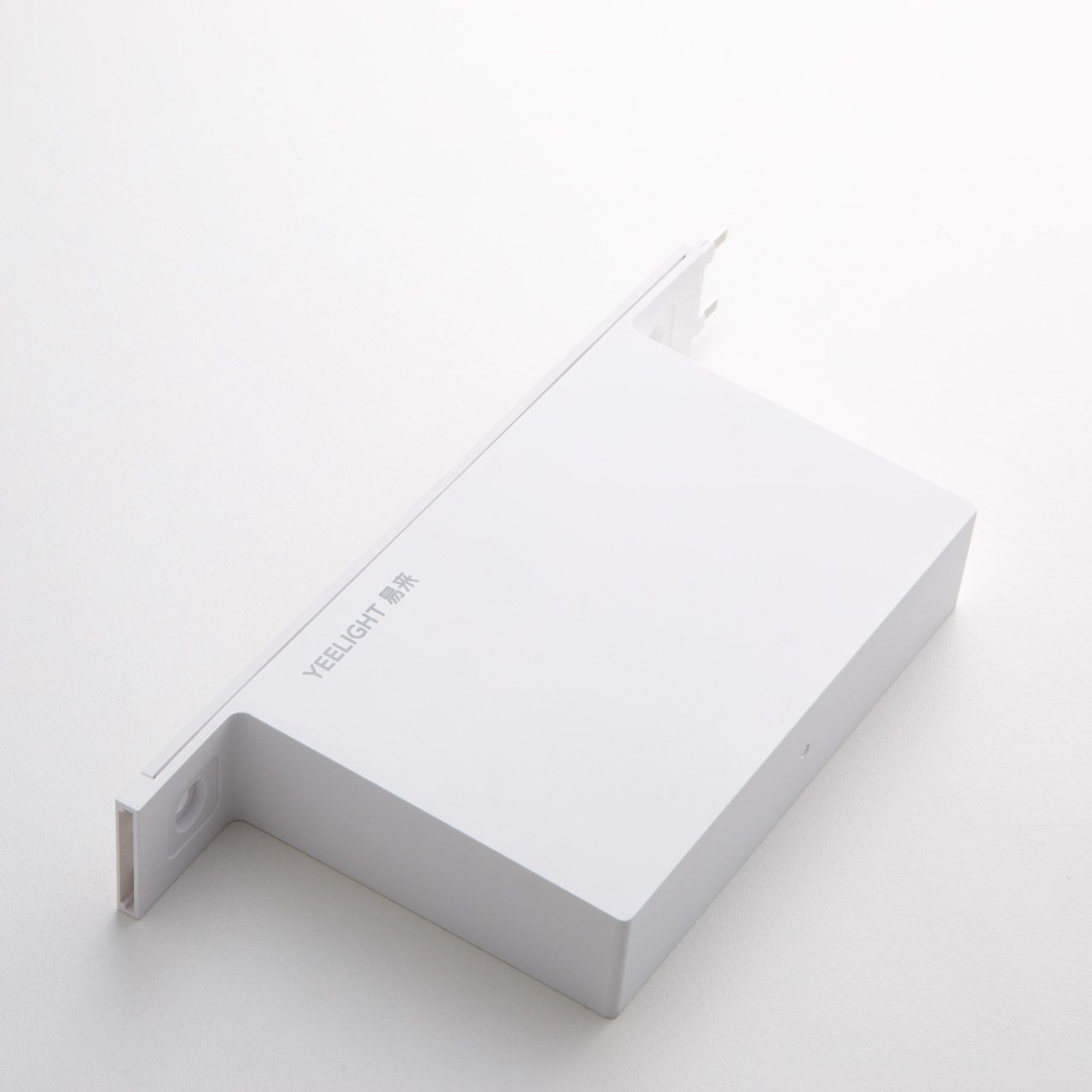 Блок питания Yeelight Pro P20 (для магнитного трека, 120 Вт, стандартный, белый)