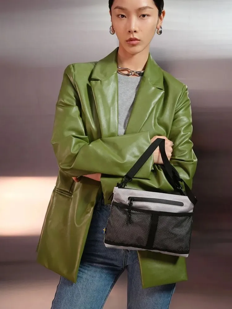 Сумка Gaston Luga Lightweight Crossbody (бежевый)