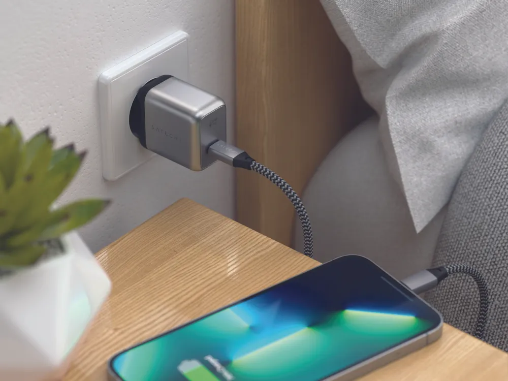 Сетевое зарядное устройство Satechi 30W USB-C GaN Wall Charger (серый)