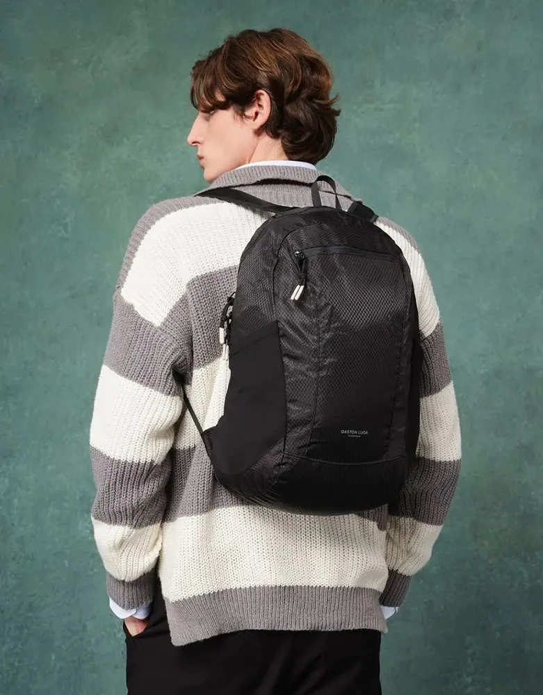 Рюкзак Gaston Luga Lightweight Packable Backpack (черный)