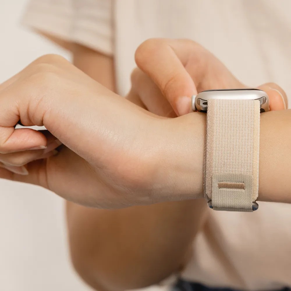 Ремешок для часов SwitchEasy SAW459161SI23 Flex Woven Nylon Watch Loop (для Apple Watch 42/44/45/49mm, бежевый)