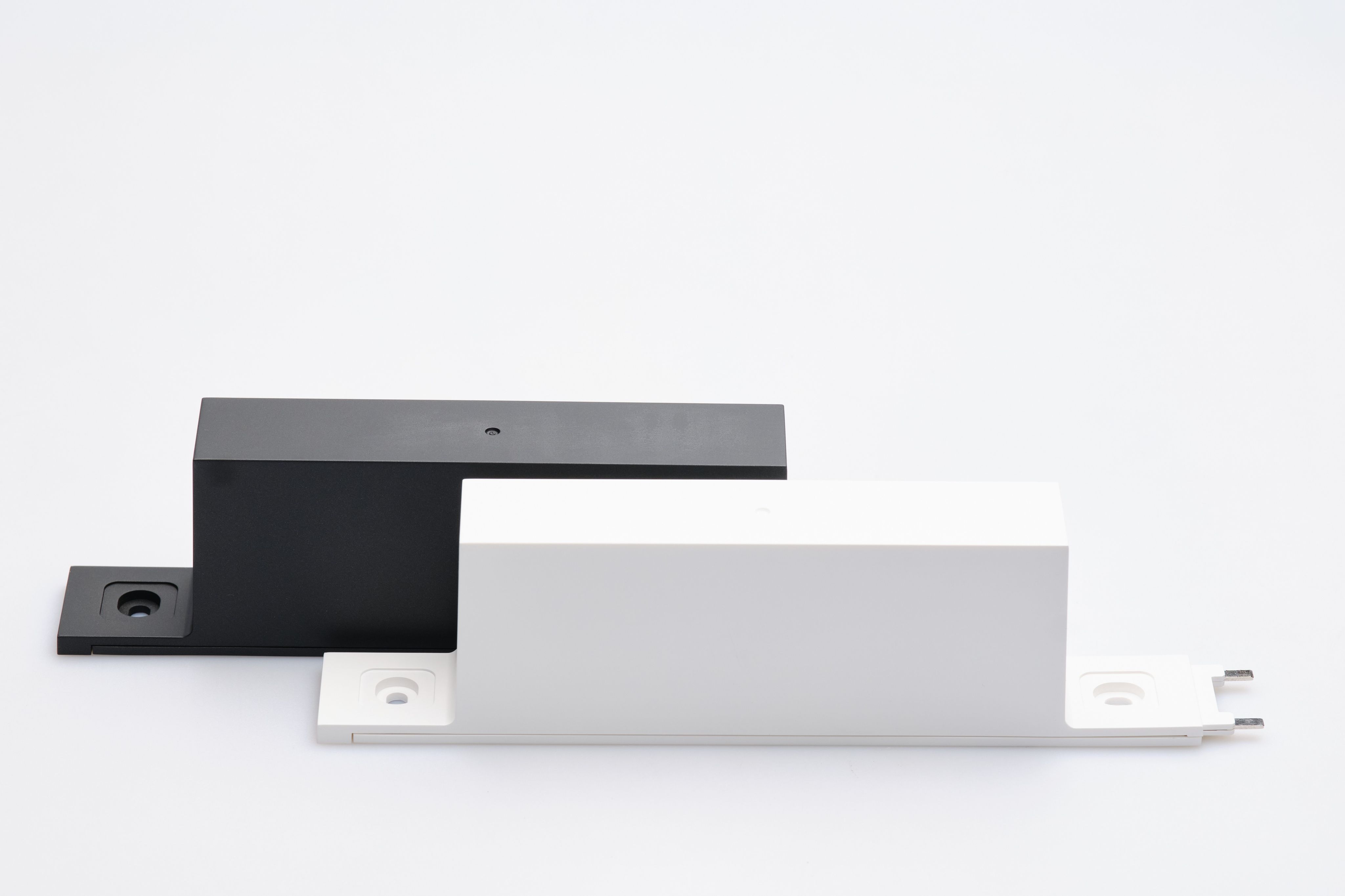 Блок питания Yeelight Pro P20 (для магнитного трека, 110 Вт, компактный, черный)